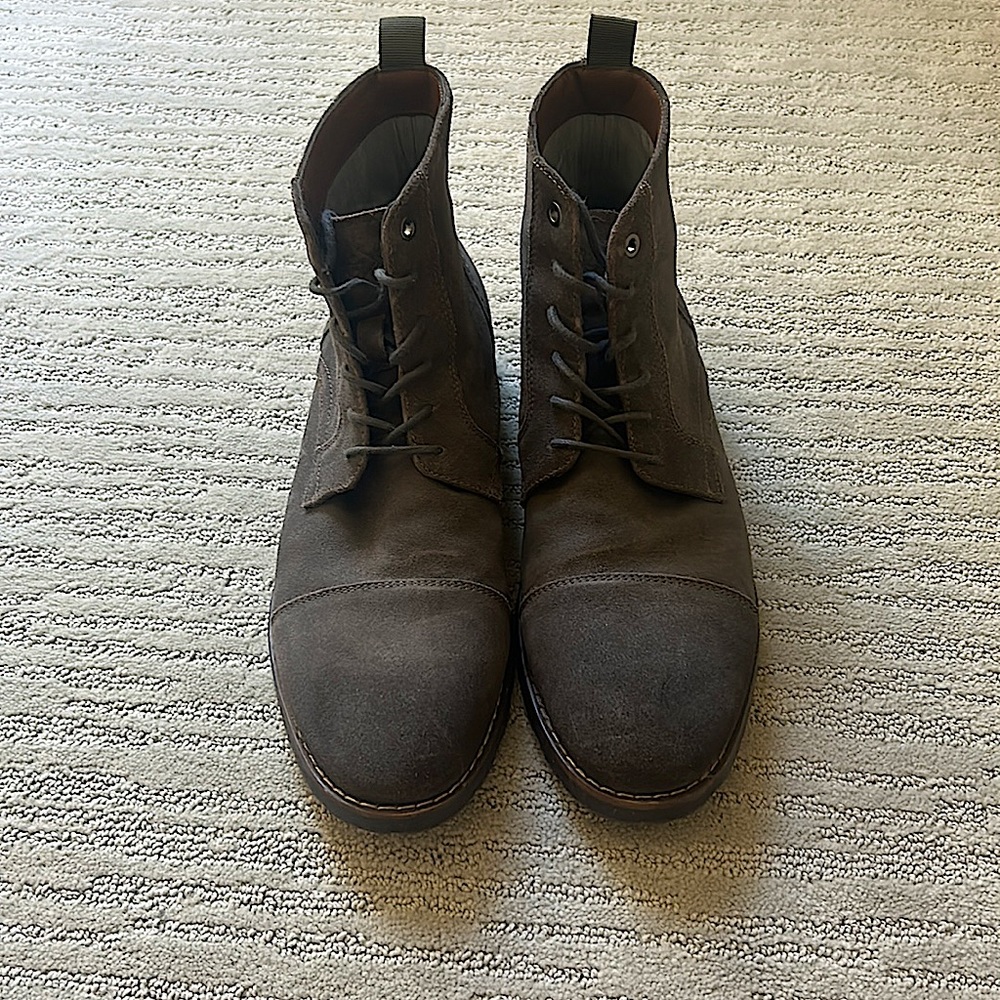 Hawker Rye chukka boots grey suede